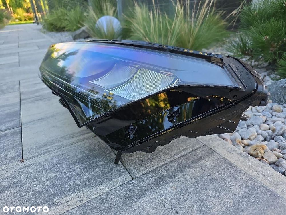 SKODA ENYAQ 5LB Lampa lewa przód Full Led Base Eco Led Basic 5LB941017 - 5