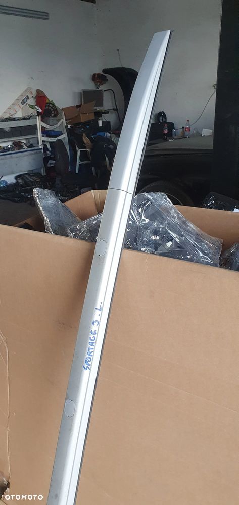 Reling dachowy lewy Kia Sportage III - 3