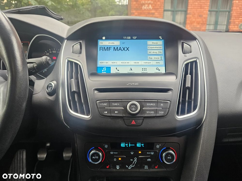Ford Focus 1.5 TDCi DPF Start-Stopp-System Titanium - 23