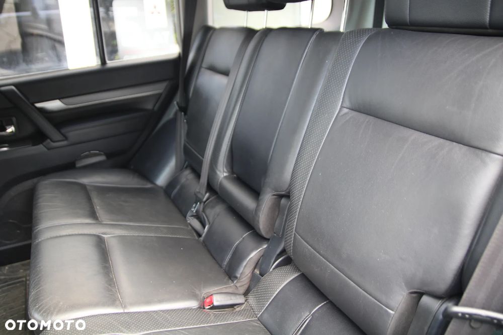 Mitsubishi Pajero 3.2 DID Intense - 11