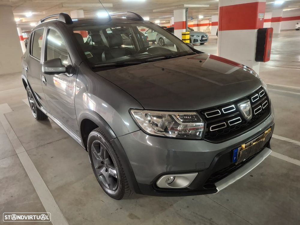 Dacia Sandero 0.9 TCe Stepway - 1