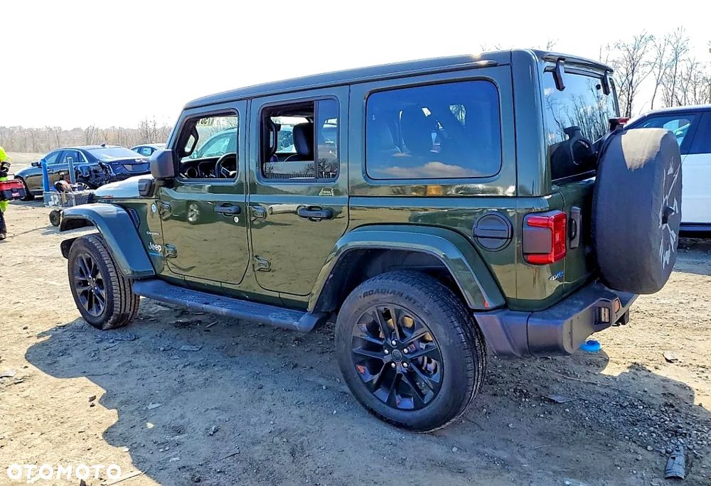 Jeep Wrangler - 4