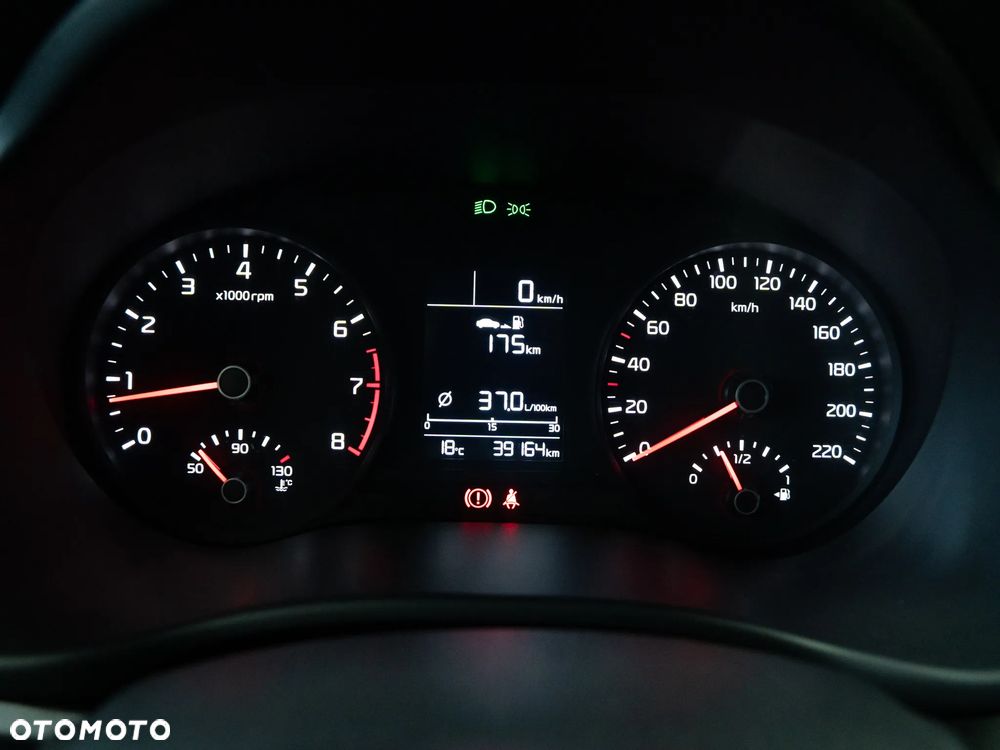 Kia Rio 1.2 L - 10