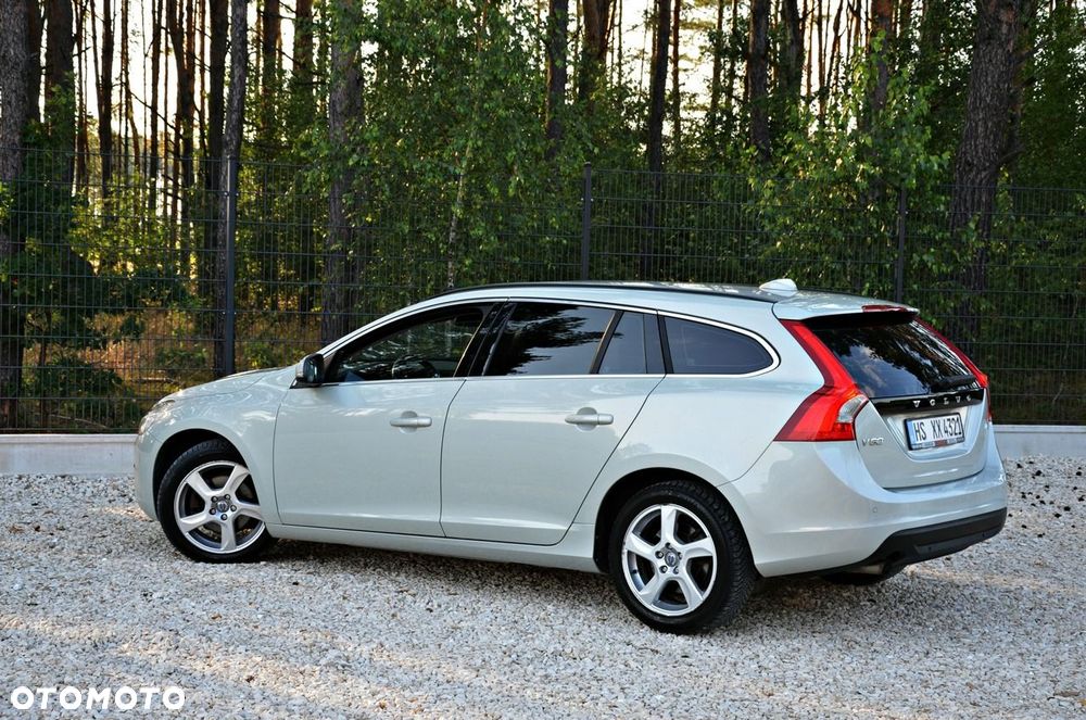 Volvo V60 D3 Summum - 21