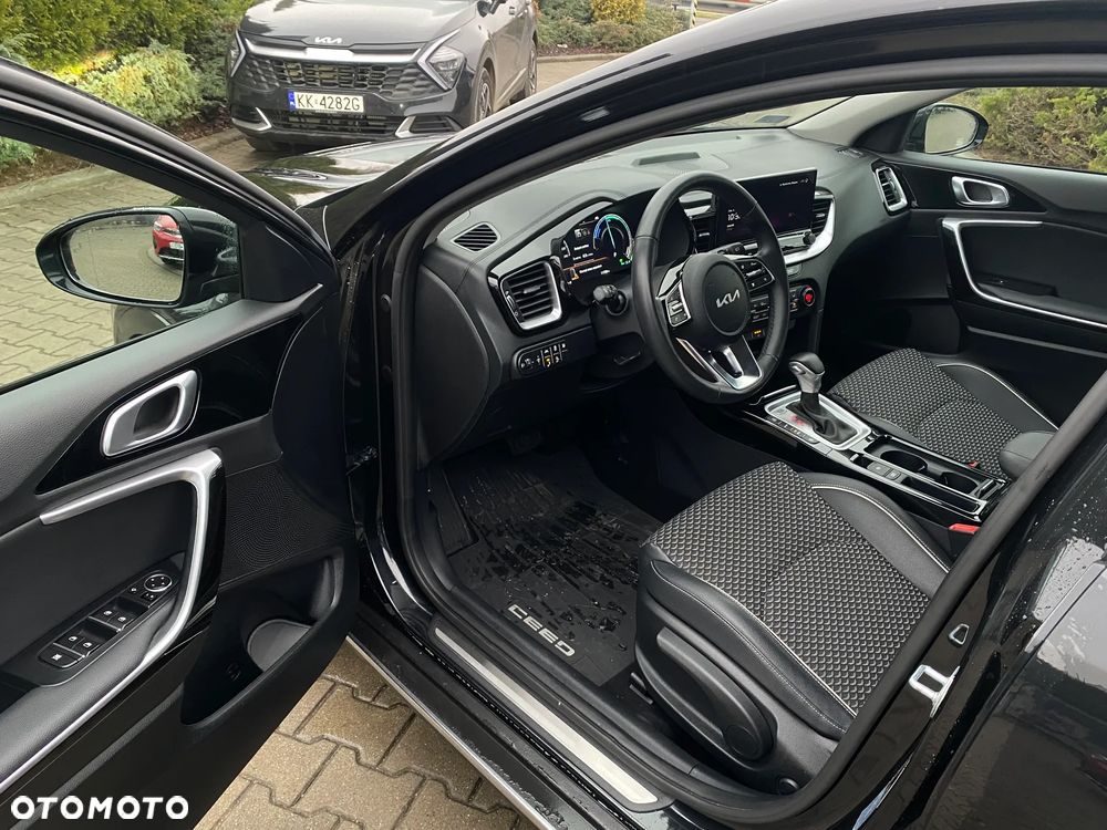 Kia XCeed 1.6 GDI PHEV Business Line DCT - 13