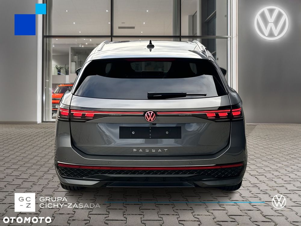 Volkswagen Passat Variant - 4
