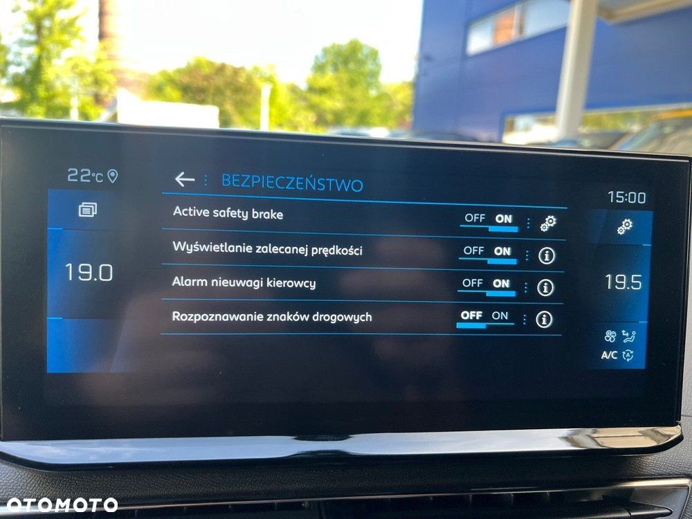 Peugeot 3008 1.2 PureTech Allure Pack S&S EAT8 - 19