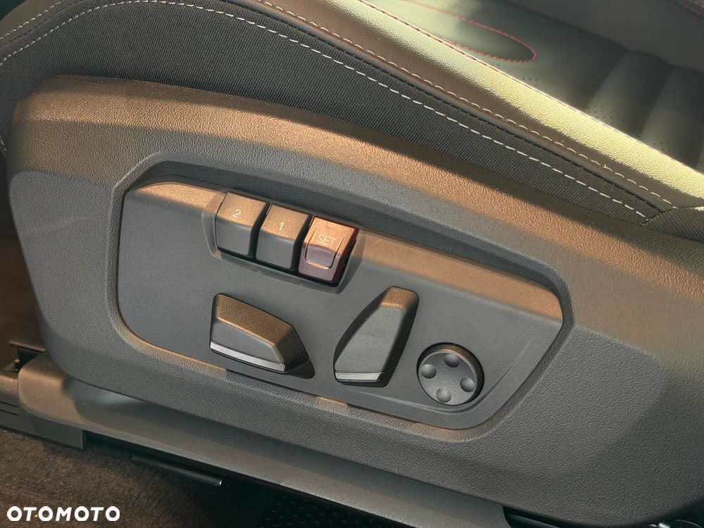 MINI Countryman C John Cooper Works Trim - 17