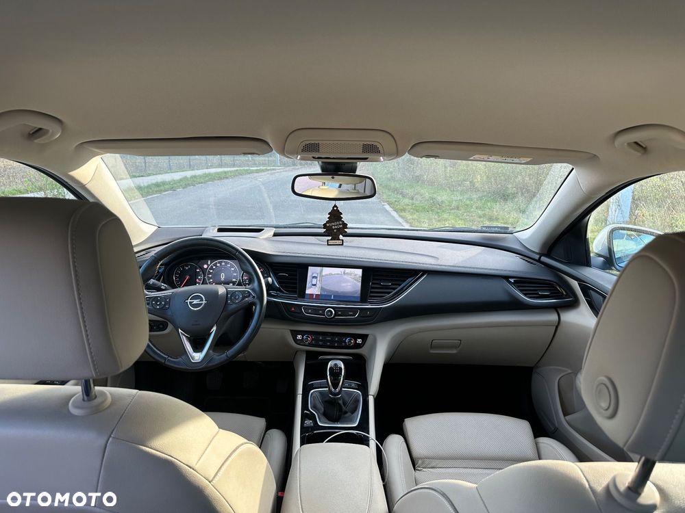 Opel Insignia 1.5 T Innovation S&S - 17