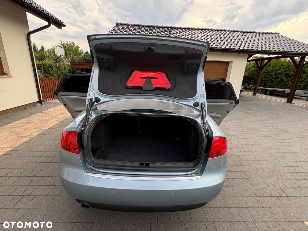 Audi A4 Limousine 1.6 - 26