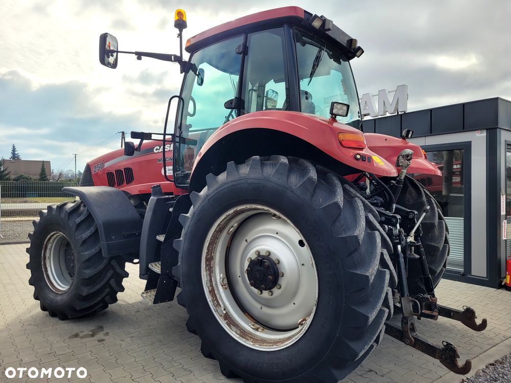 Case IH MAGNUM 250 - 10