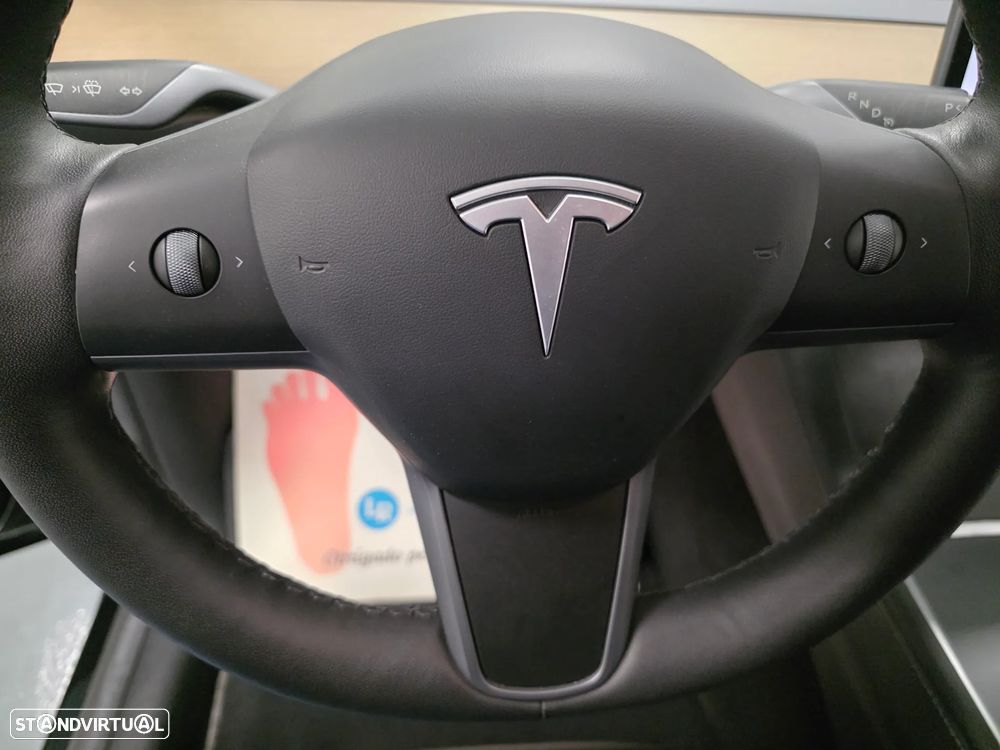 Tesla Model Y Long Range Tração Integral - 60
