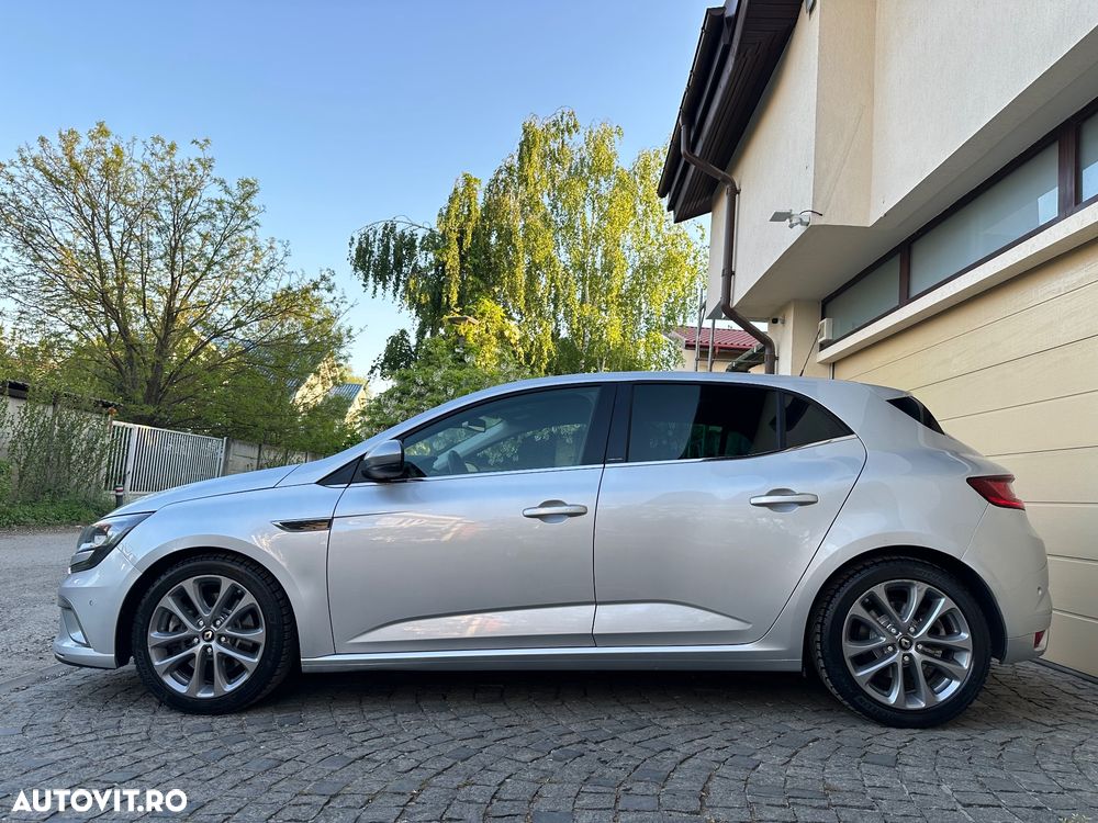 Renault Megane ENERGY TCe 205 EDC GT - 20