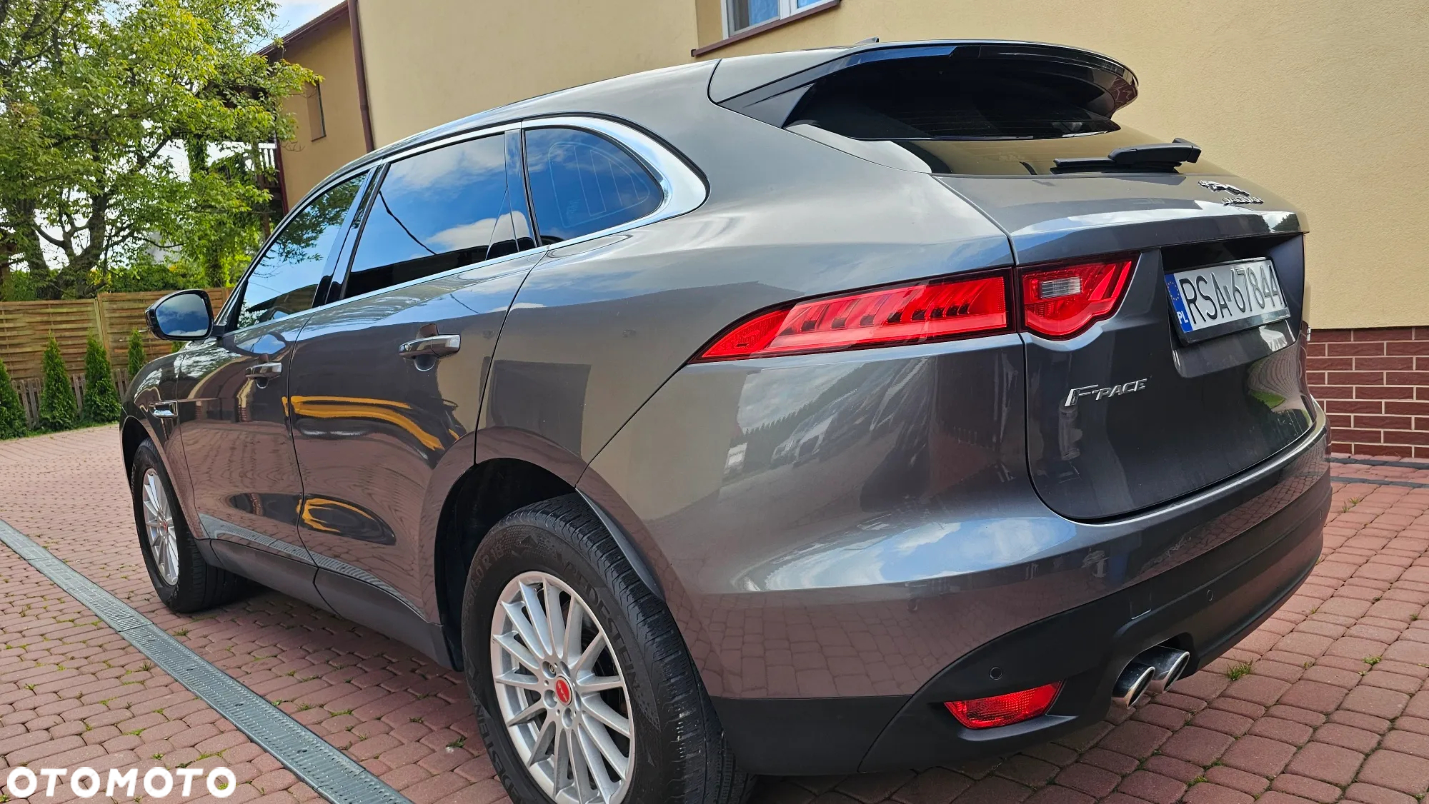 Jaguar F-Pace 2.0 i4D AWD Prestige - 6