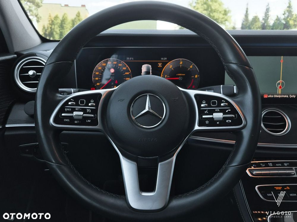 Mercedes-Benz Klasa E 200 d 9G-TRONIC Exclusive - 22