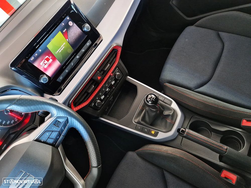 SEAT Arona 1.0 TSI FR - 25