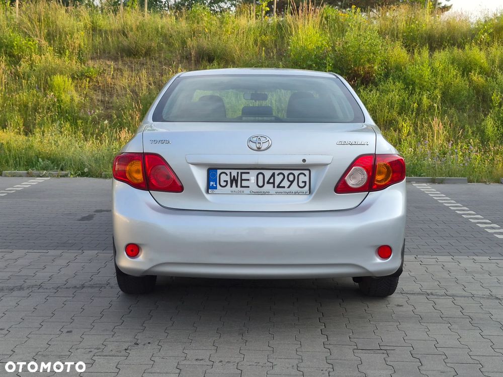 Toyota Corolla 1.4 VVT-i Luna - 10