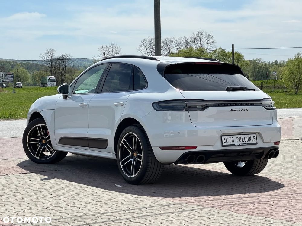 Porsche Macan - 4
