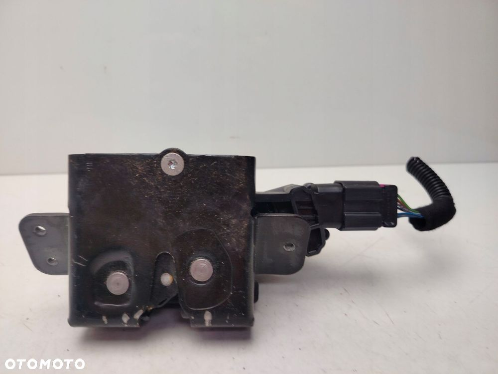 opel insignia a lift 13r- zamek dociąg  klapy bagażnika tył tylny 13581405 - 3