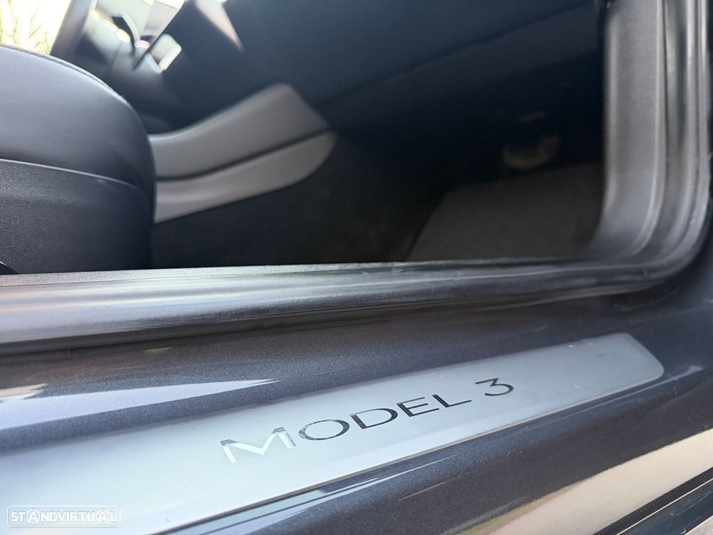 Tesla Model 3 Standard Range Plus RWD - 28