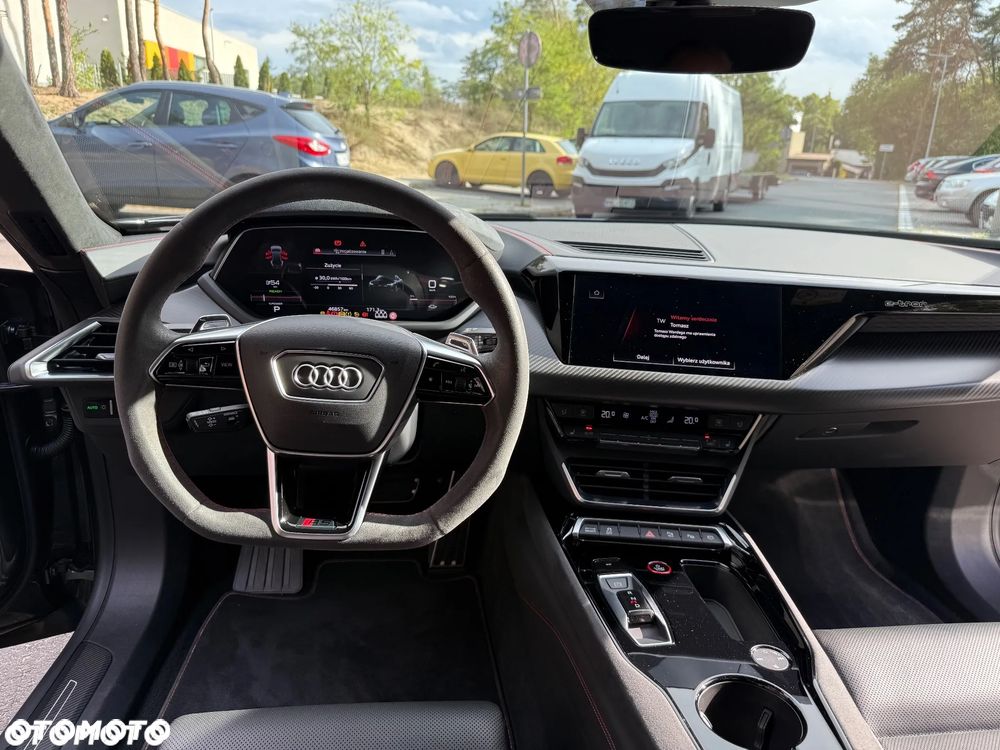Audi e-tron GT - 16