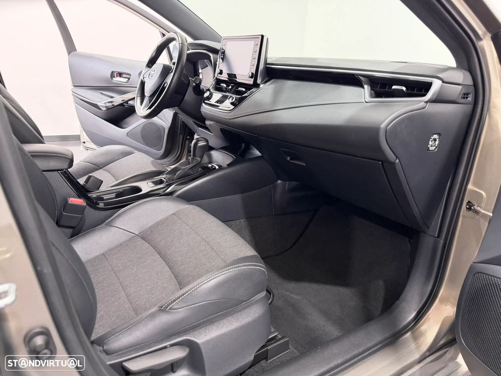 Toyota Corolla Touring Sports 1.8 Hybrid Exclusive - 40