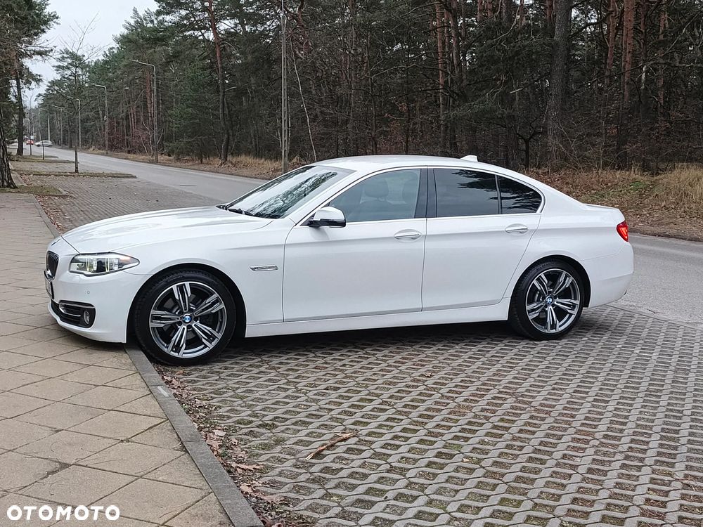BMW Seria 5 520d Luxury Line - 4