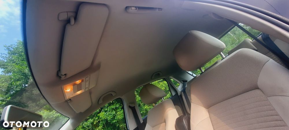 Volkswagen Polo - 8