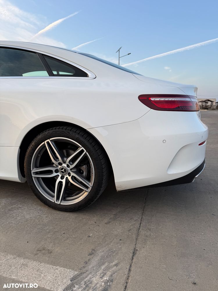 Mercedes-Benz E - 21