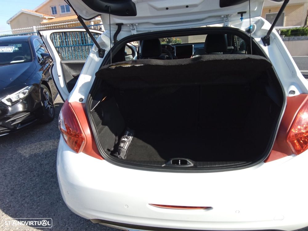 Peugeot 208 1.6 THP GTi - 7
