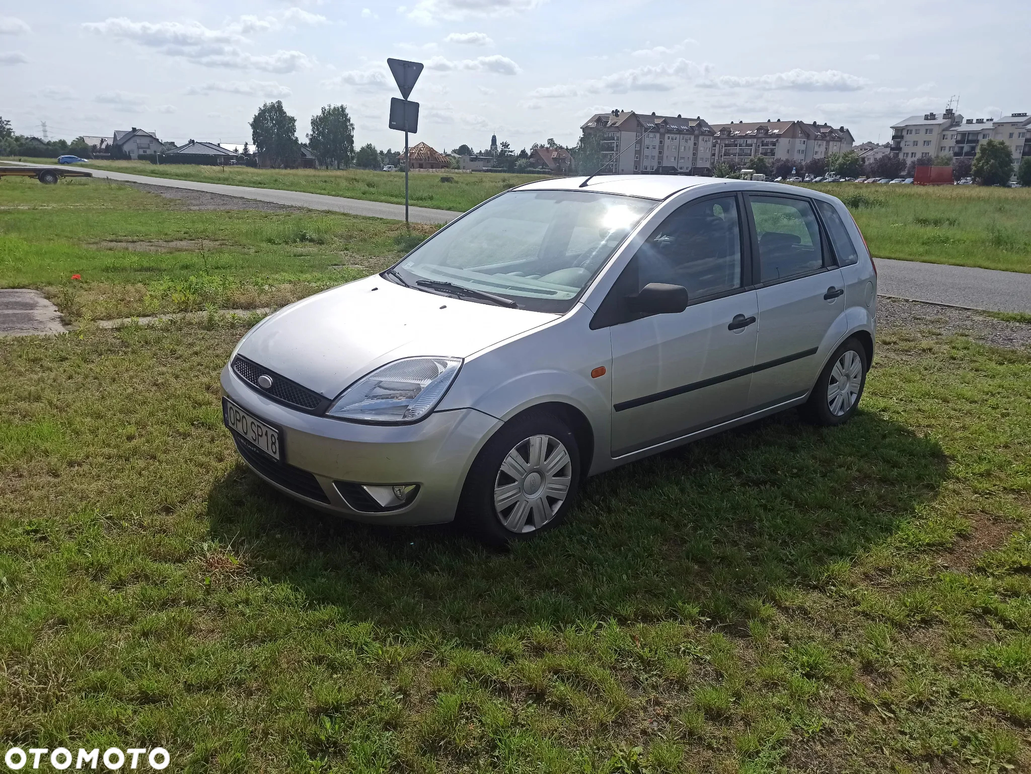 Ford Fiesta 1.4 Ambiente - 8