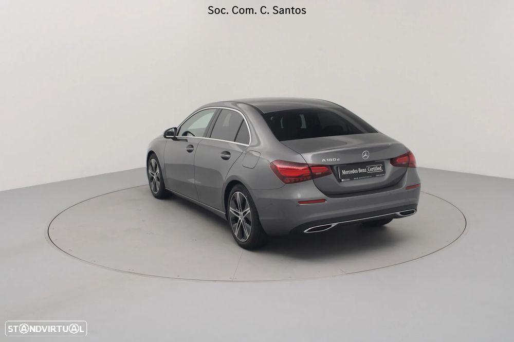 Mercedes-Benz A 180 Limousine d Progressive Aut. - 8