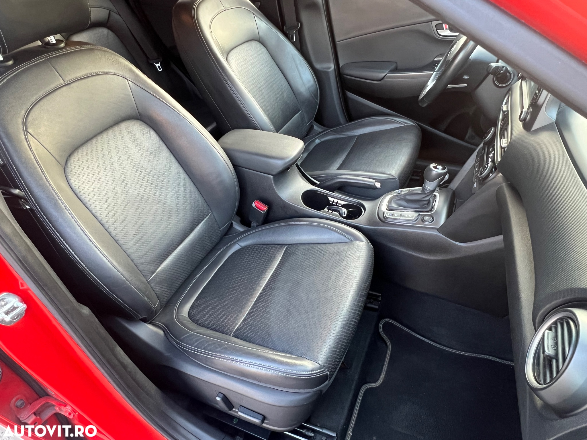 Hyundai KONA 1.6 CRDi 4WD 7DCT Luxury - 11