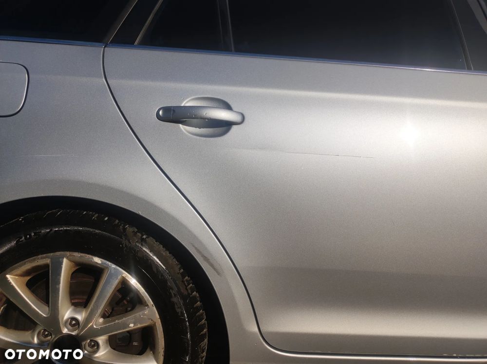 Volkswagen Golf 1.6 TDI Comfortline - 6