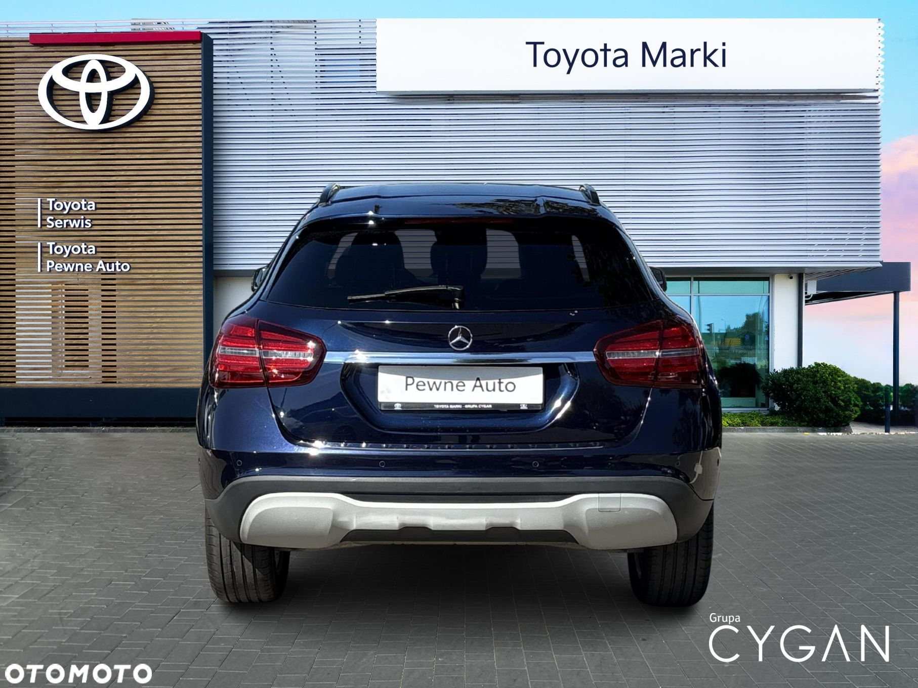 Mercedes-Benz GLA 180 d 7G-DCT Urban - 4