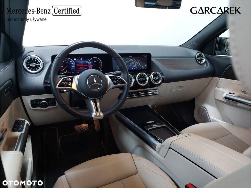 Mercedes-Benz GLA 200 mHEV Progressive 7G-DCT - 17