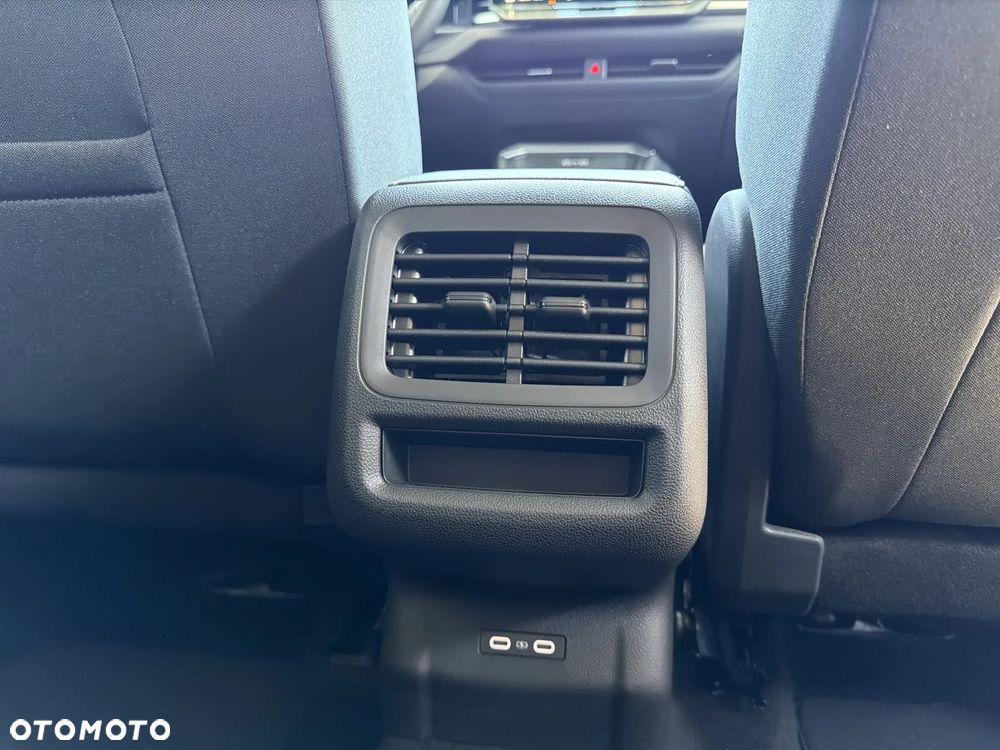 Volkswagen T-Roc 1.5 eTSI Life DSG - 20