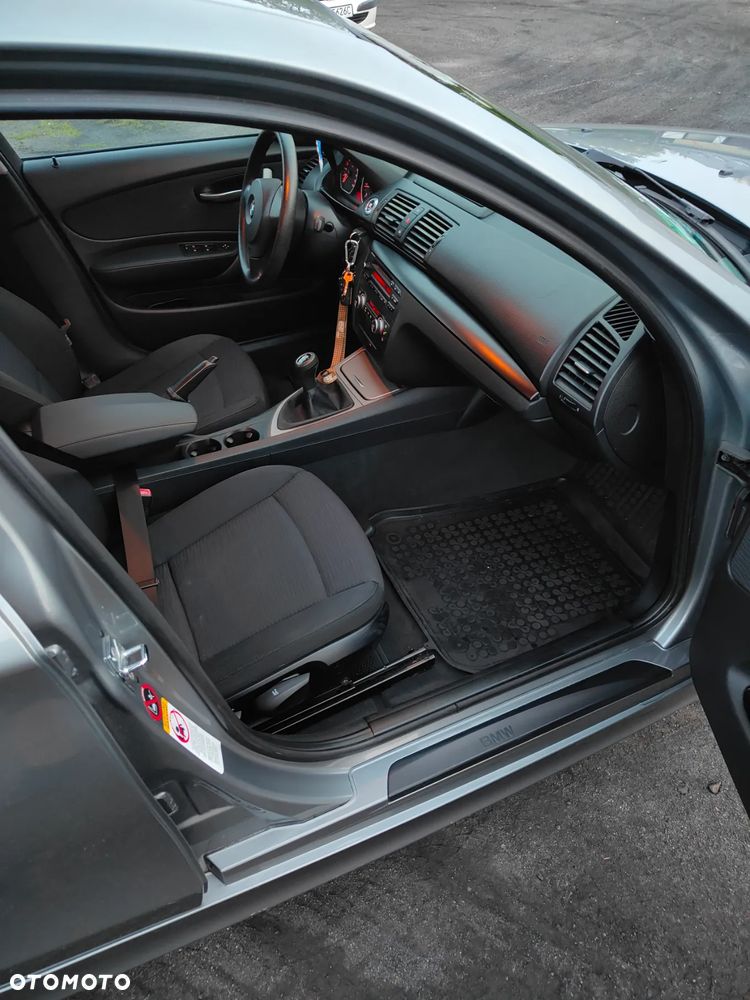 BMW Seria 1 116i - 9