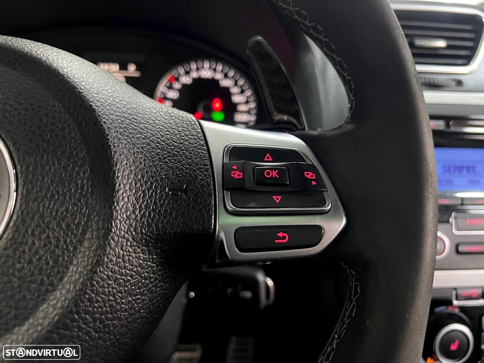 VW Scirocco 2.0 TDI Sport DSG - 28