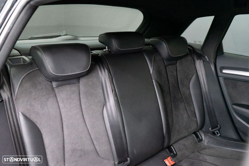 Audi S3 Sportback 2.0 TFSi quattro S tronic - 48