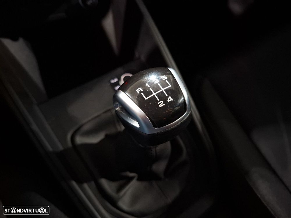 Audi A1 Sportback 25 TFSI Advanced - 18