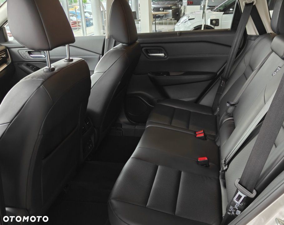 Nissan X-Trail - 12