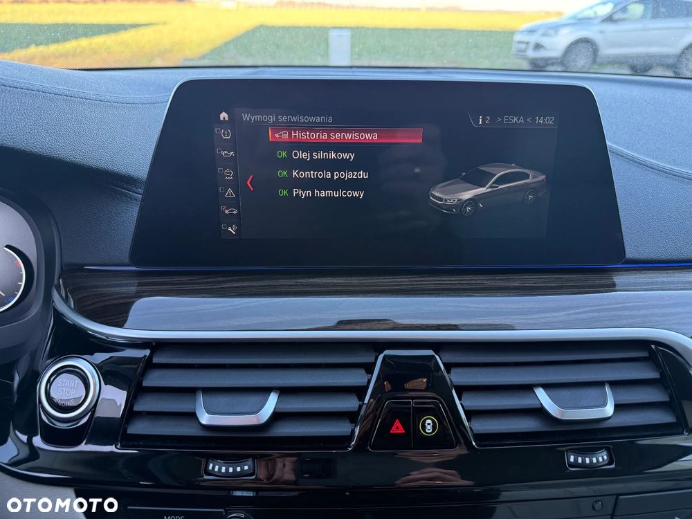 BMW Seria 5 520d xDrive Luxury Line sport - 27