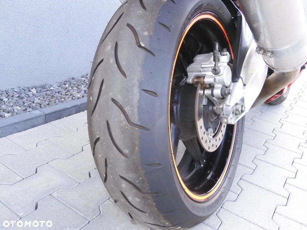 Honda CBR - 12