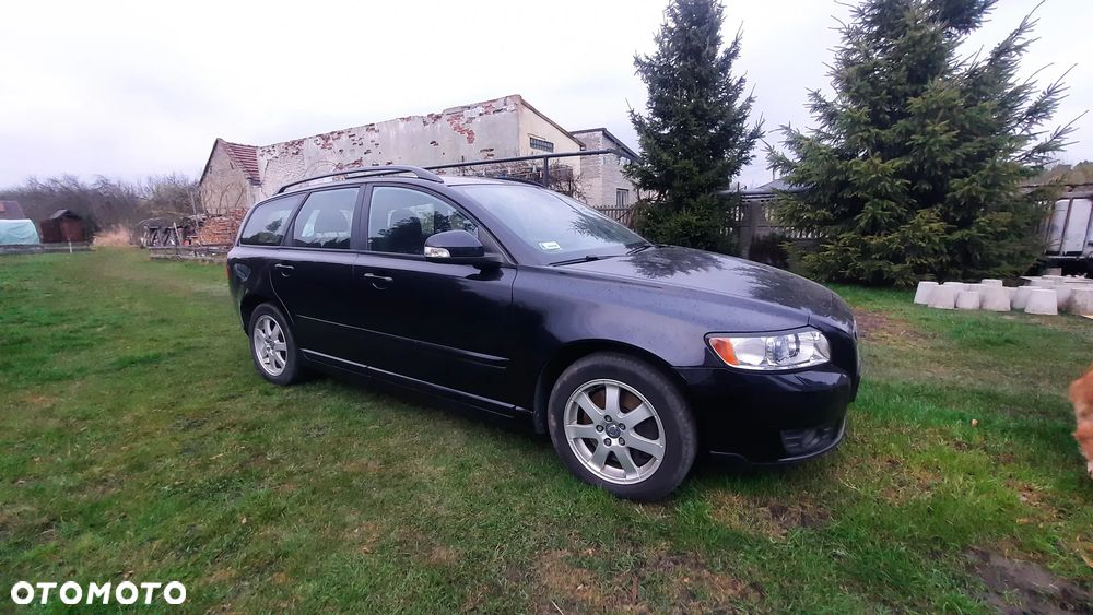 Volvo V50 - 3