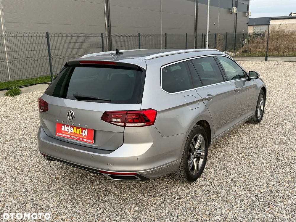 Volkswagen Passat 2.0 TDI Elegance DSG - 4