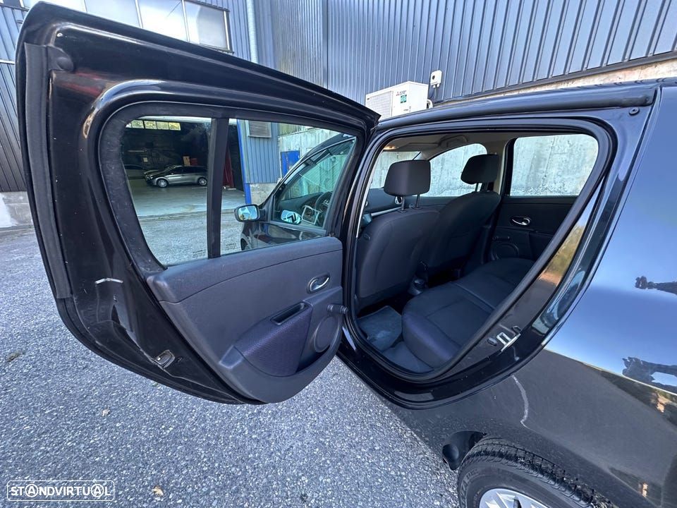 Renault Clio 1.2 16V Rip Curl - 2