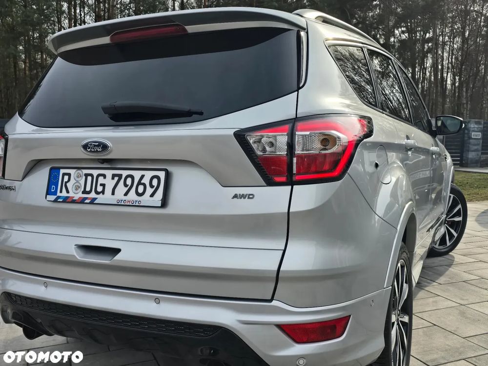 Ford Kuga 2.0 TDCi 4x4 ST-Line - 15