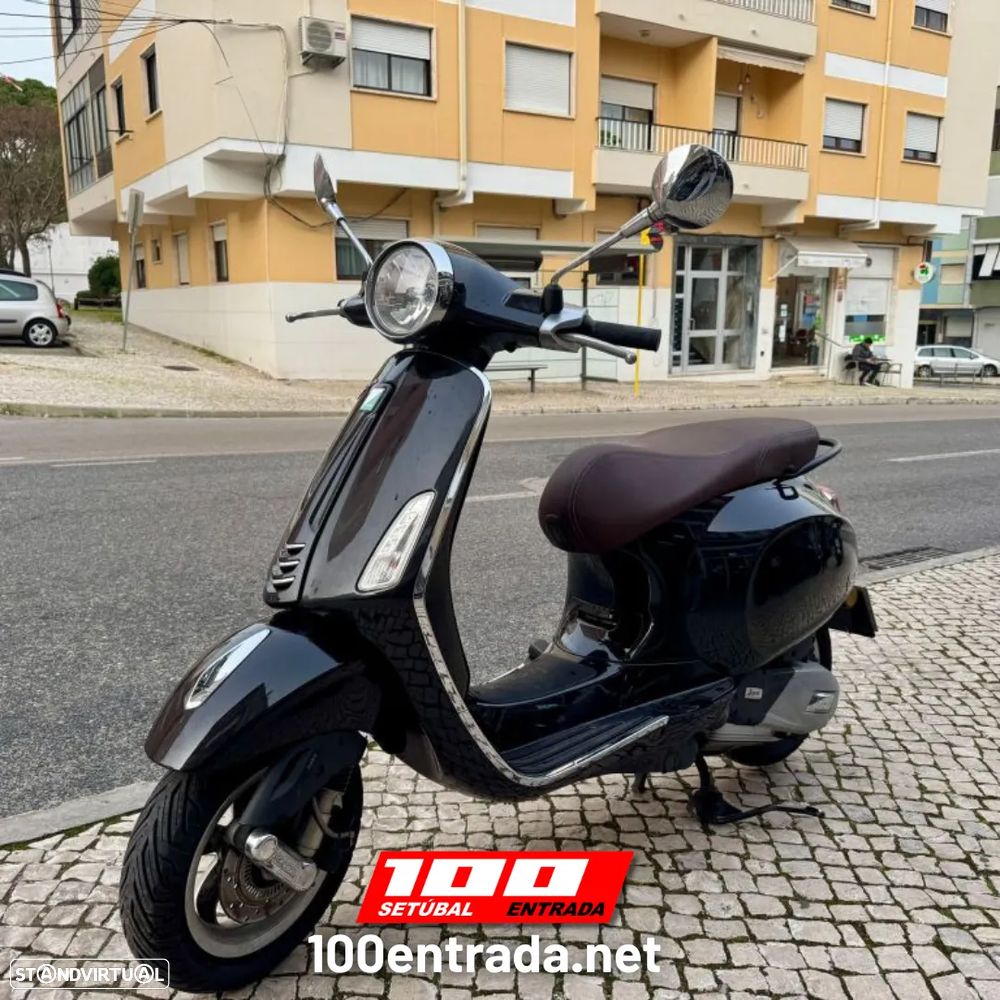Vespa Primavera 125 - 1