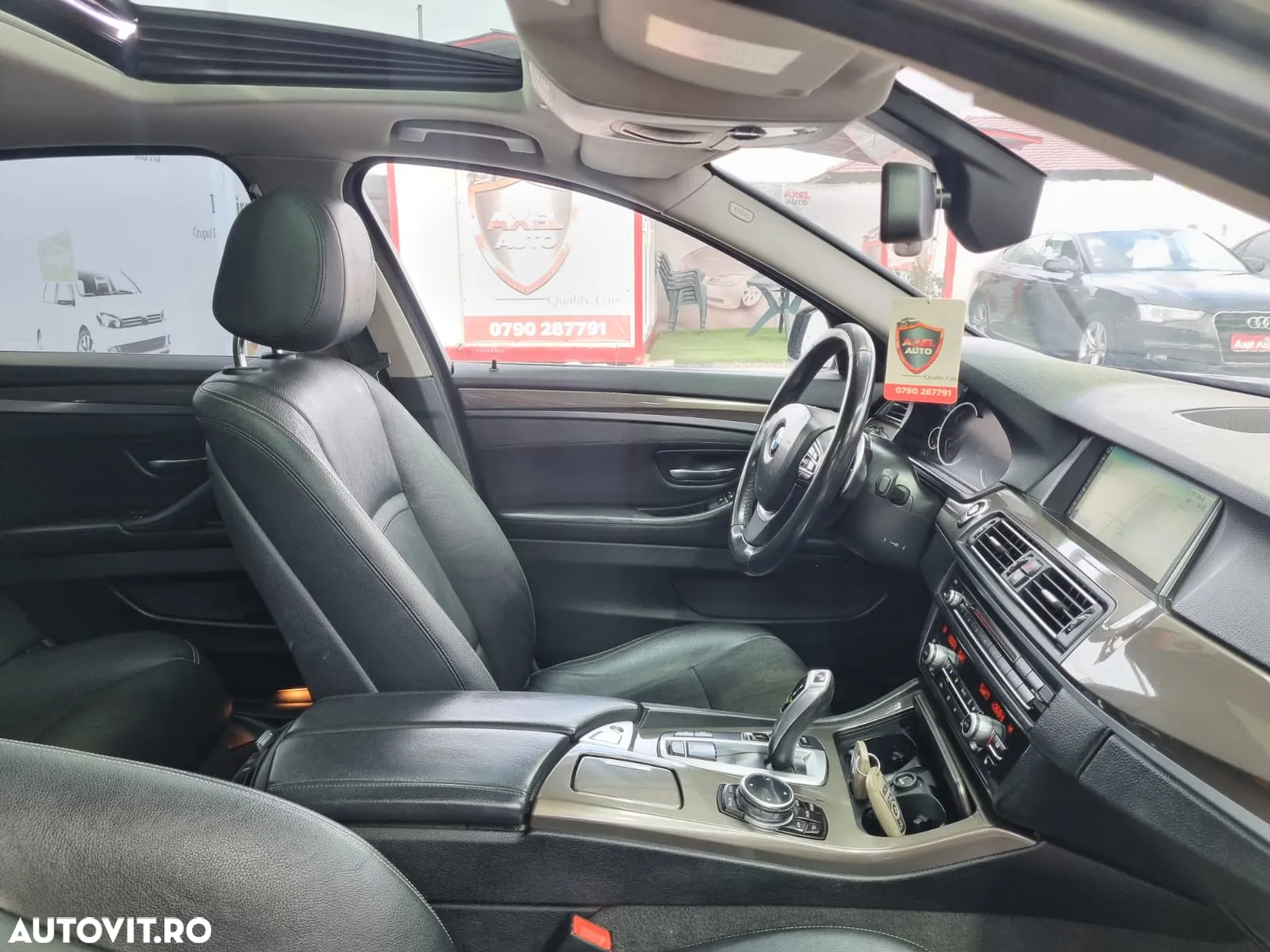 BMW Seria 5 520d xDrive - 9